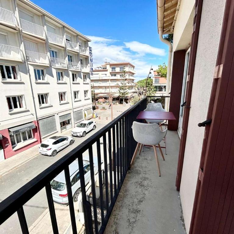 Appartement deux pièces climatisé situé au centre plage -AR110-108 - Apartment - 3
