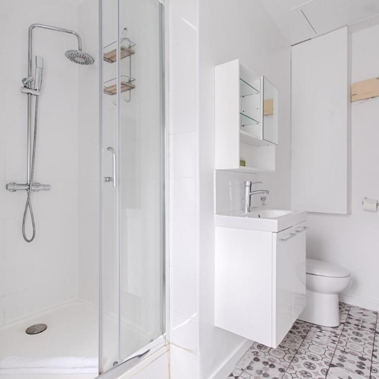 24 Madrid - Appartement Saint-Lazare 6P - Appartement 2 Chambres - 16