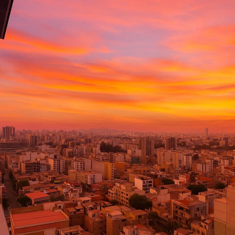 LimaeStays Exclusive penthouse in downtown Barranco - Two-Bedroom Apartment - 41