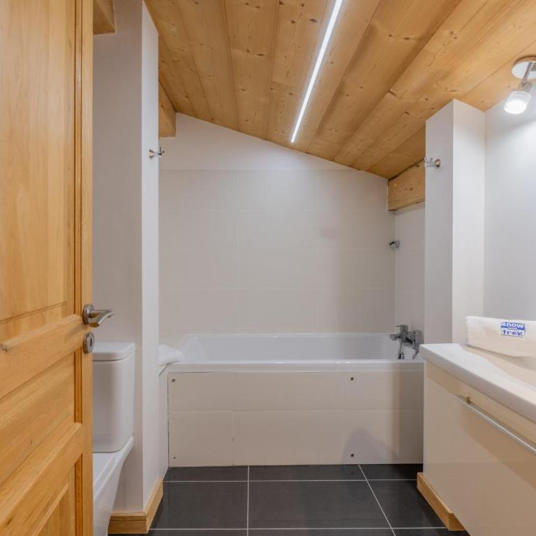 Combe Humbert Apartment - Snow and Trek- Morzine - Duplex Apartment - 28