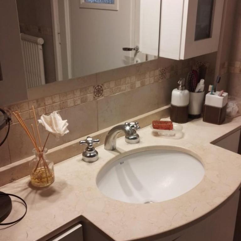 Vista a la Plaza Dpto Cris Aloha Host - Three-Bedroom Apartment - 16
