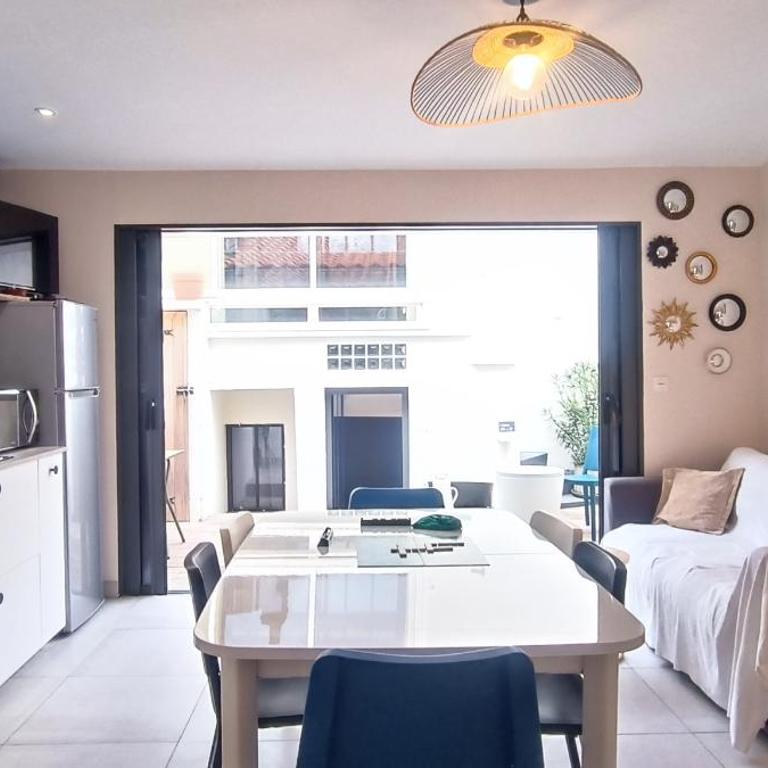 BASTION I Maison familiale atypique I Quartier Arago - Three-Bedroom House - 1