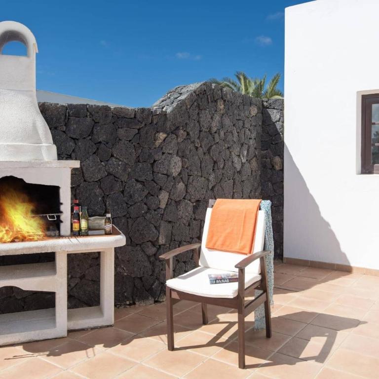 Villa Flamingo by Villa Plus - Villa - 11