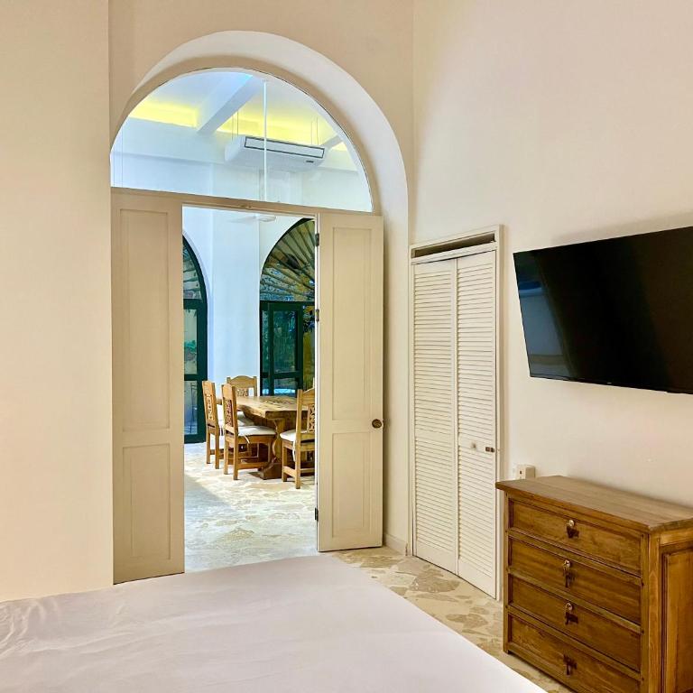 by Calamari Homes - El Porvenir 206 walled city - Two-Bedroom Apartment - 34