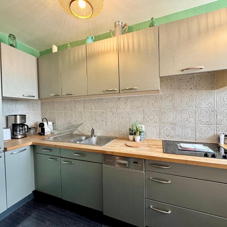 Chez Angèle, avec Parking et Balcon, Centre de Rennes - Appartamento con 3 Camere da Letto e con Balcone - 23