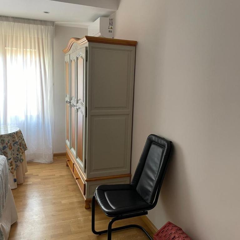 Quintanar Jaca - Three-Bedroom Apartment - 2