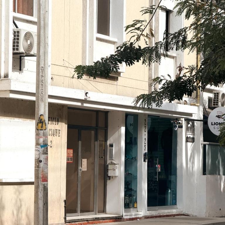 Apartamento centro a una cuadra de la playa y parque de los novios - Apartamento de 1 dormitorio - 24