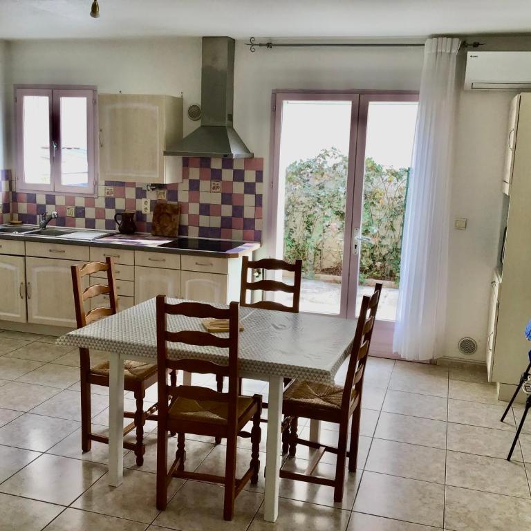 Appartement avec extérieur et parking gratuit - Appartamento con 1 Camera da Letto - 15