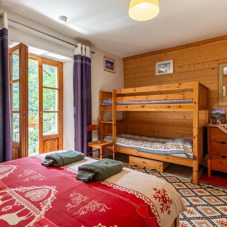 Chez bernard et marie - Chambre Familiale - 1