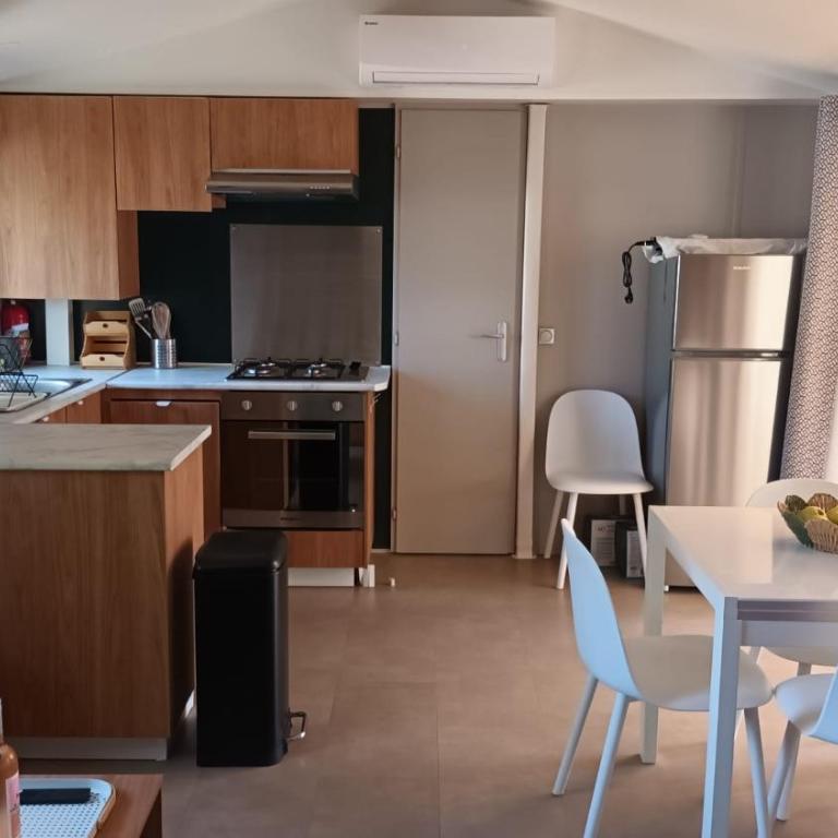 Mobilhome 6-8 personnes - Camping La Carabasse - Mobile Home - 8