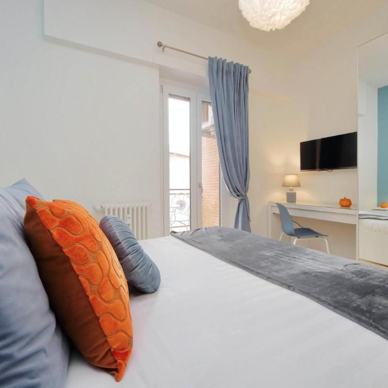 Spacious and cozy apartment near Metro A - Appartamento - 32