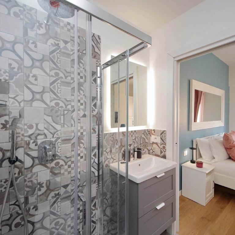 Spacious and cozy apartment near Metro A - Appartamento - 7