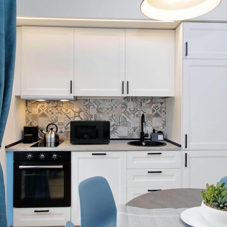 Spacious and cozy apartment near Metro A - Appartamento - 19