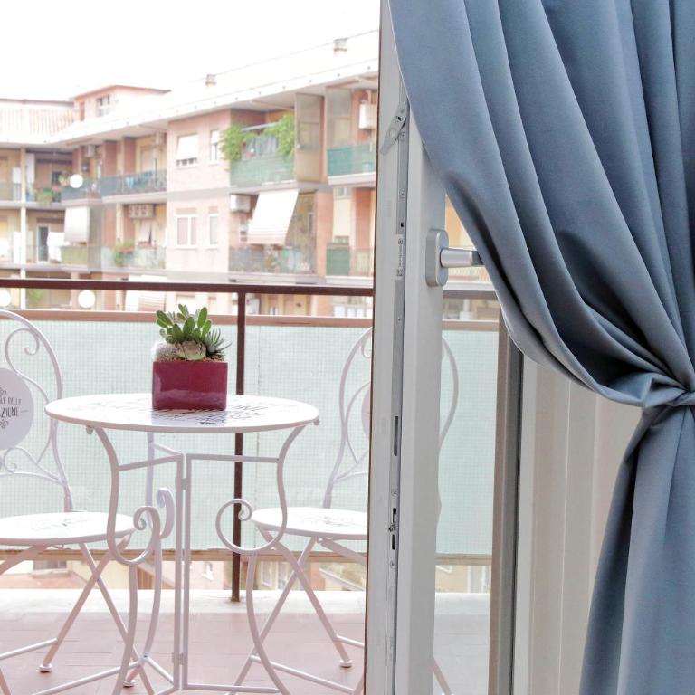 Spacious and cozy apartment near Metro A - Appartamento - 35