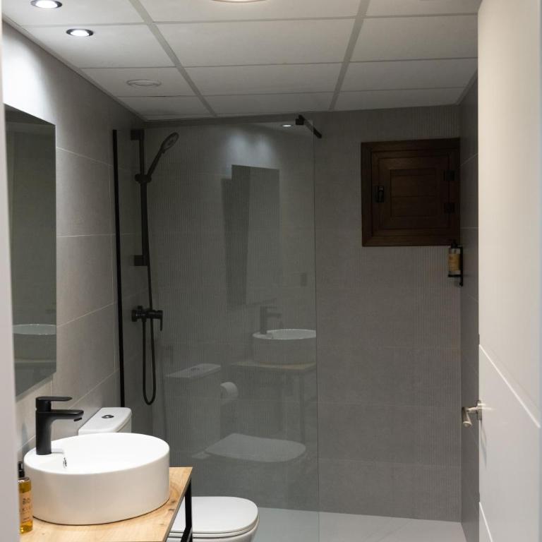 Inkigo Rooms - Standard Dreibettzimmer - 3