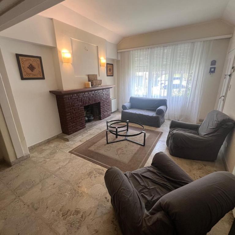 Check and Home - Casa Aristobulo - Hasta 12 Huéspedes en Playa Grande a 1 Cuadra del Mar - Casa de 4 dormitorios - 1