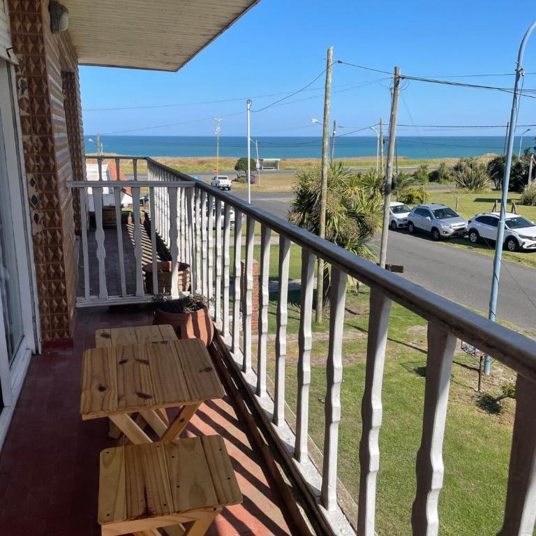 Casa a 100 metros de la playa - Four-Bedroom House - 52
