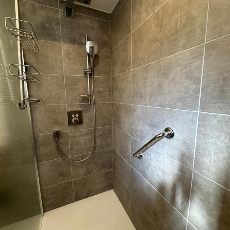Les Hallebardes - One-Bedroom Apartment - 16