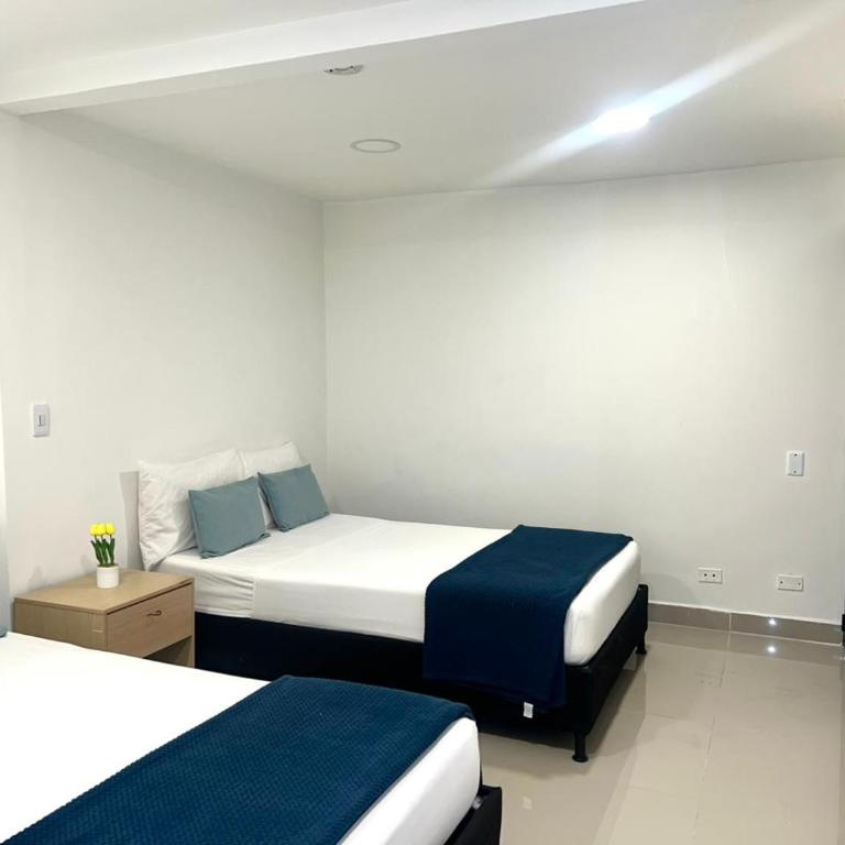 Hotel 79 Poblado - Habitación Cuádruple Deluxe - 10