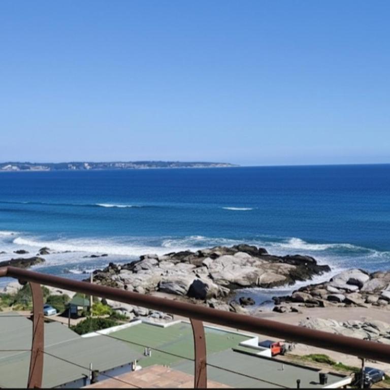 Lindo y cómodo departamento en Maitencillo, Chile - Three-Bedroom Apartment - Oceanfront - 2
