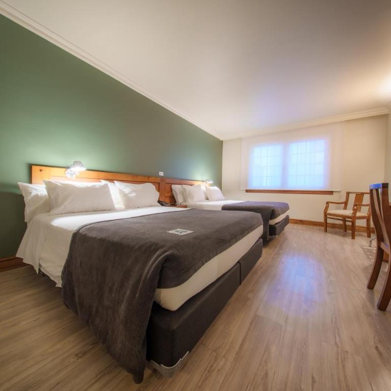 Almasur Punta Arenas - Superior Queen Room with Two Queen Beds - 4