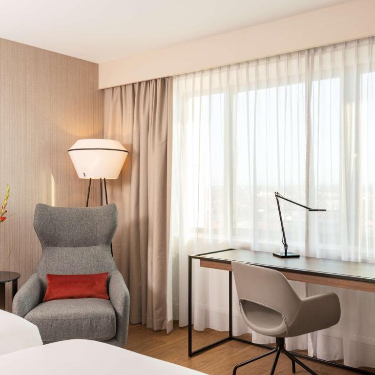 NH Collection München Bavaria - Premium Doppel-/Zweibettzimmer - 4