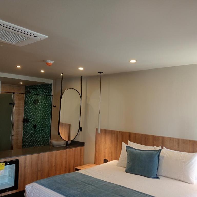 Hotel Rulay Medellin - Deluxe King Room - 2