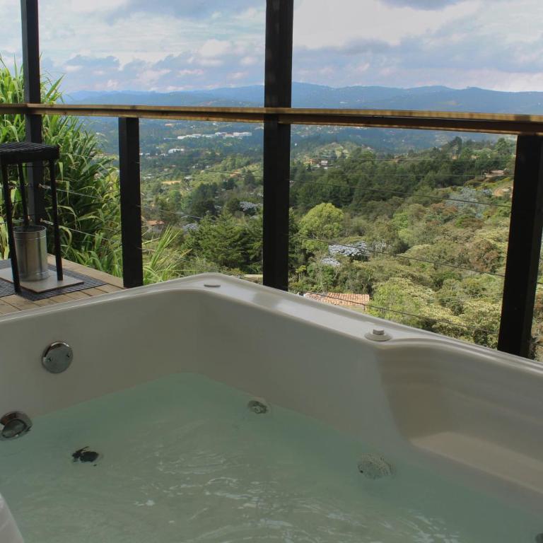 Glamping con jacuzzi cerca a Medellin - Casa con 1 dormitorio - 8