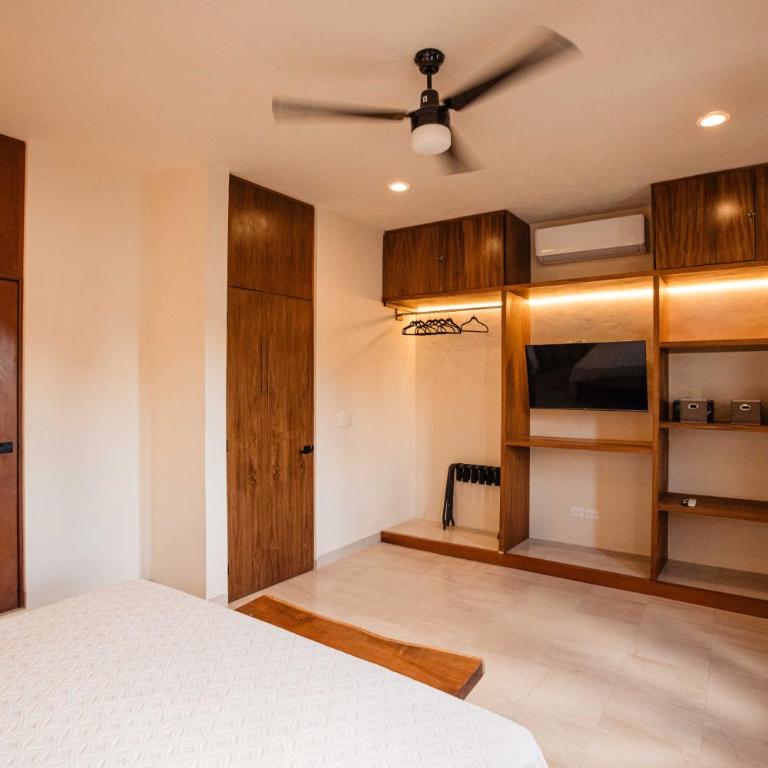 Casa Chirris - Three-Bedroom House - 24