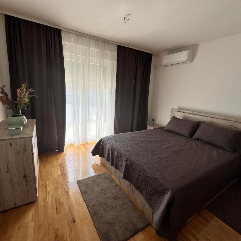 Apartman Ramonda - One-Bedroom Apartment - 1