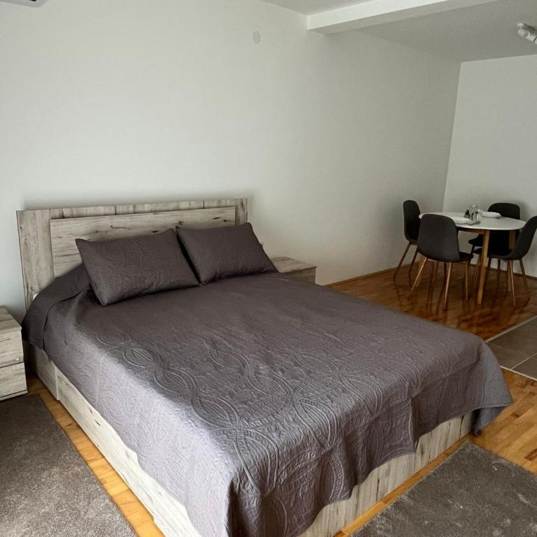 Apartman Ramonda - One-Bedroom Apartment - 3