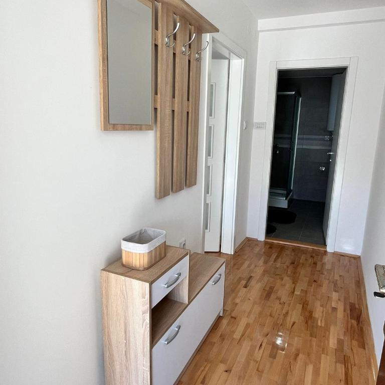 Apartman Ramonda - One-Bedroom Apartment - 8