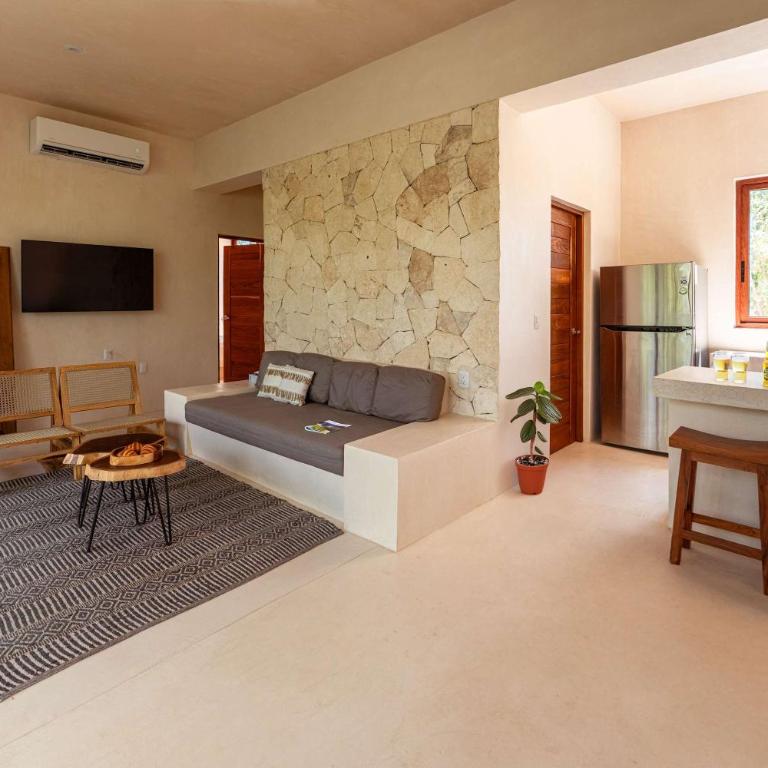 Ahal Luxe 3BR Penthouse Haven with Private Rooftop Pool & Plunge Pool - Apartamento - 2