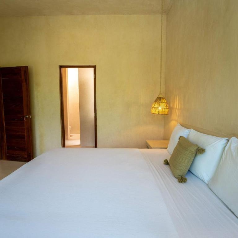 Ahal Luxe 3BR Penthouse Haven with Private Rooftop Pool & Plunge Pool - Apartamento - 26