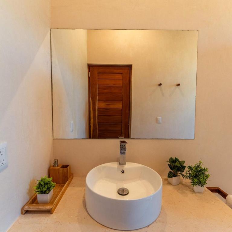 Ahal Luxe 3BR Penthouse Haven with Private Rooftop Pool & Plunge Pool - Apartamento - 31