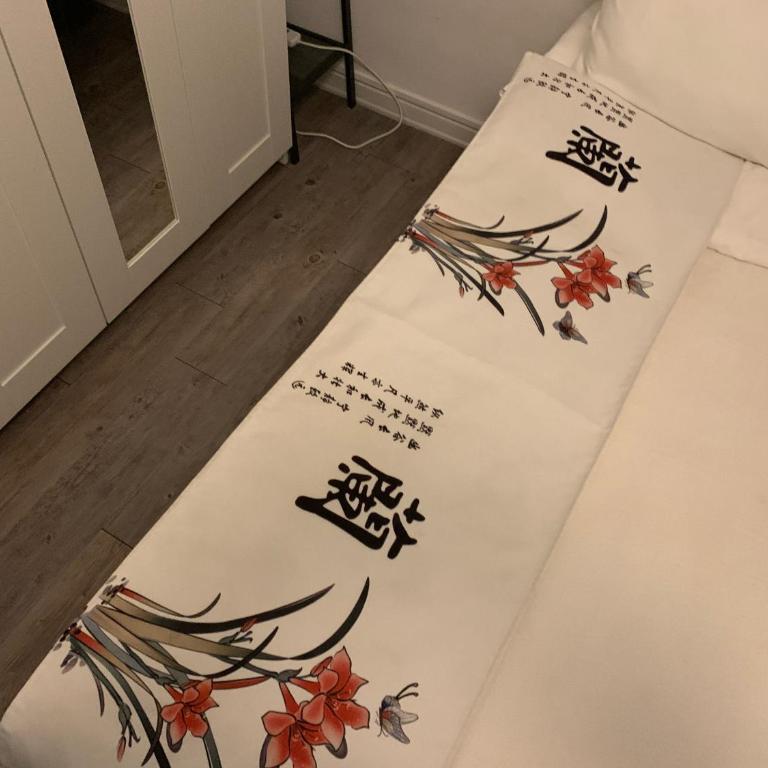 Huawei Dormitory & Private room Milan - 1 min to Metro - Later Check-in After at 19 - no people do not respect the time - no people do not come back for sleep before midnight 24 - Single Bed in Male Dormitory Room with Shared Bathroom - 8