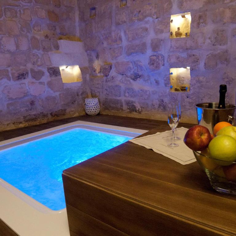 Mata Suite - Suite con Vasca Idromassaggio - 5
