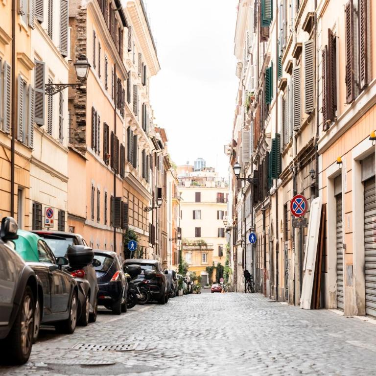 Monti Stay- Steps from Colosseum - Appartamento con 2 Camere da Letto - 24