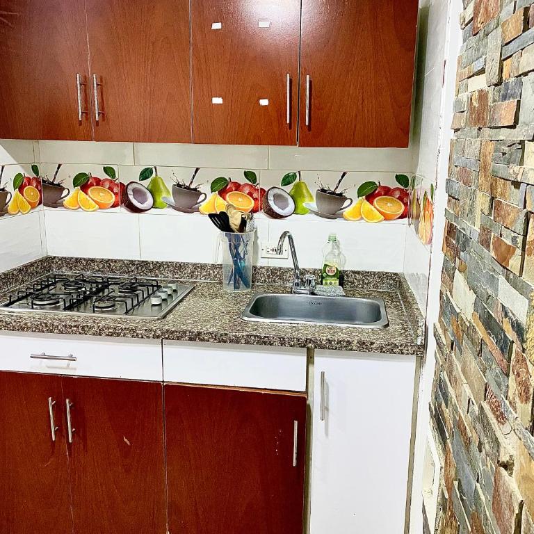 Hotel Casa Lopez - Cartagena - Apartment with Balcony - 7