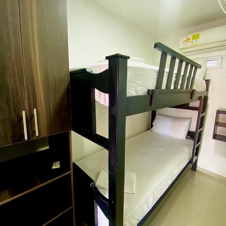 Hotel Casa Lopez - Cartagena - Apartment with Balcony - 8