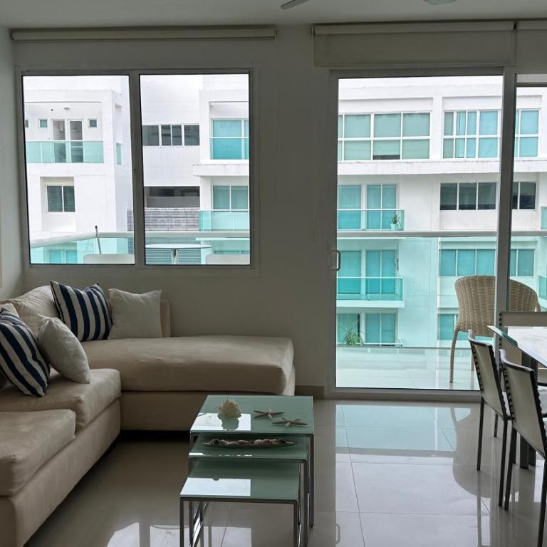 A sólo unos pasos de la playa - Two-Bedroom Apartment - 21