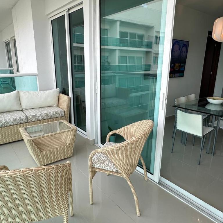 A sólo unos pasos de la playa - Two-Bedroom Apartment - 29