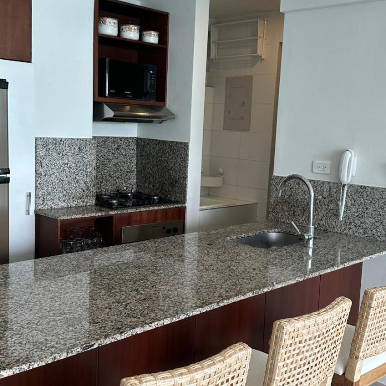 A sólo unos pasos de la playa - Two-Bedroom Apartment - 9
