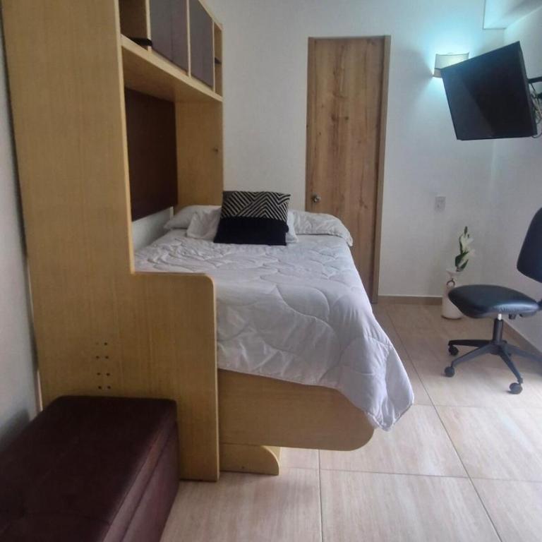 Aparta Estudio la Candelaria - One-Bedroom Apartment - 1