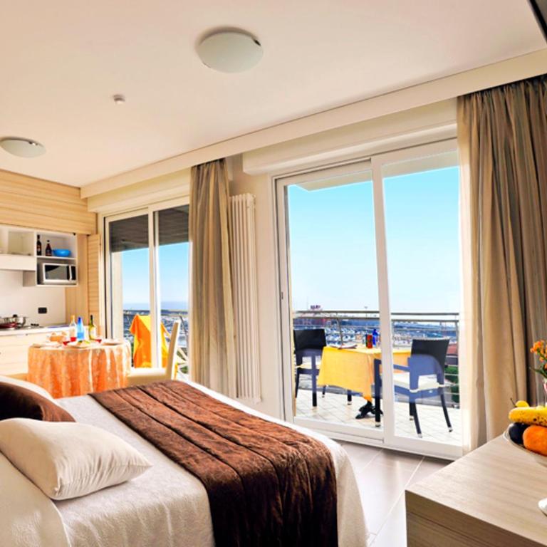 Excelsior Hotel E Appartamenti - Monolocale con Vista Mare (4 Adulti) - 4