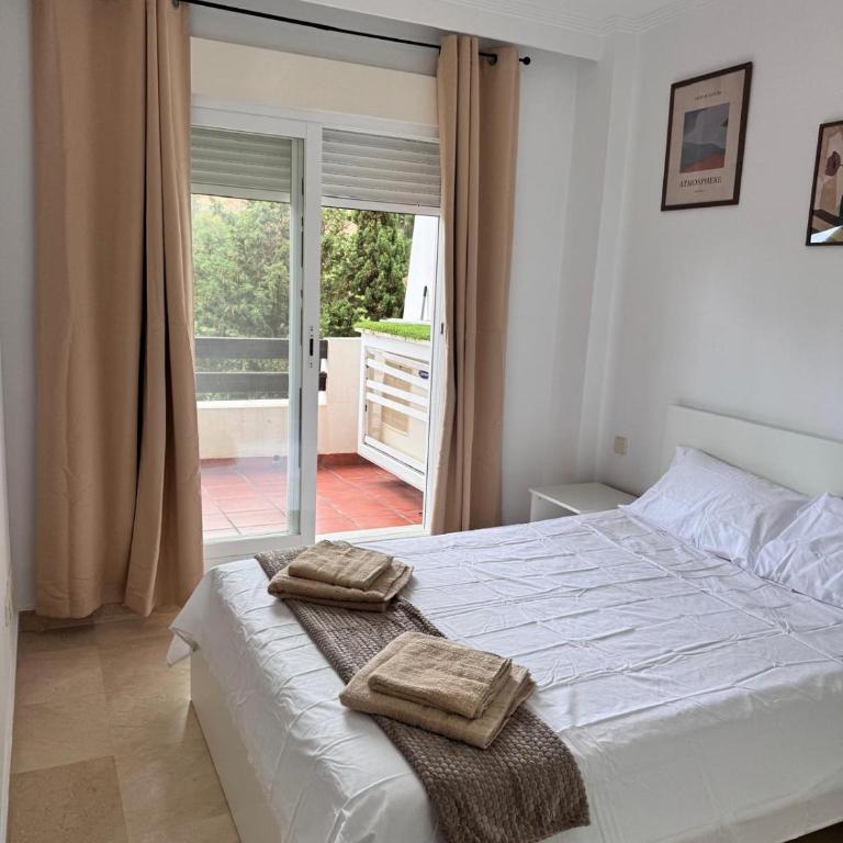 Horizon Calanova Grand Golf - Apartamento Deluxe de 2 dormitorios con vistas al jardín - 3