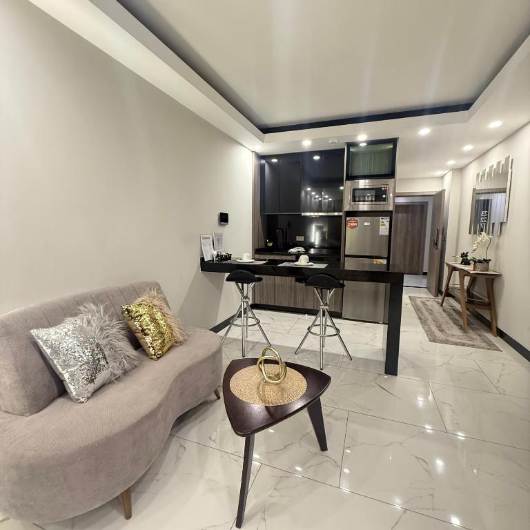 Luxia Sky - One-Bedroom Apartment - 12