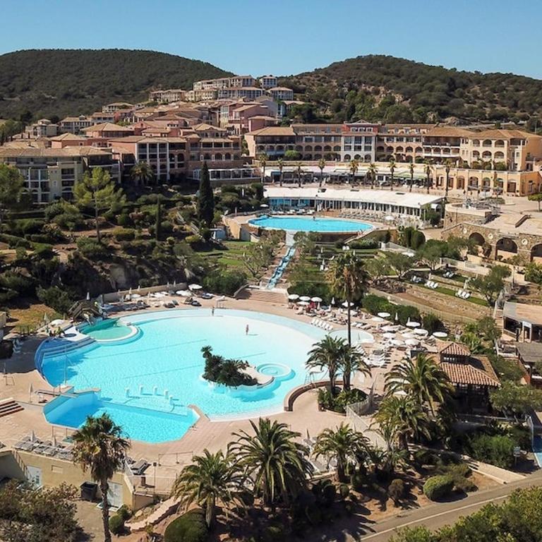 Appartement classé 4 étoiles Le Jardin sur la Mer avec PISCINES - Appartement Ressourçant végétation méditerranéenne, - Appartement 1 Chambre - Vue sur Mer - 41
