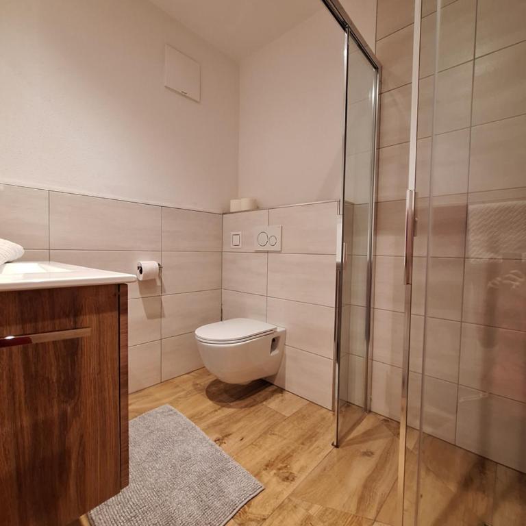 Appartement Fritzl - Apartment mit 3 Schlafzimmern und Terrasse - 12
