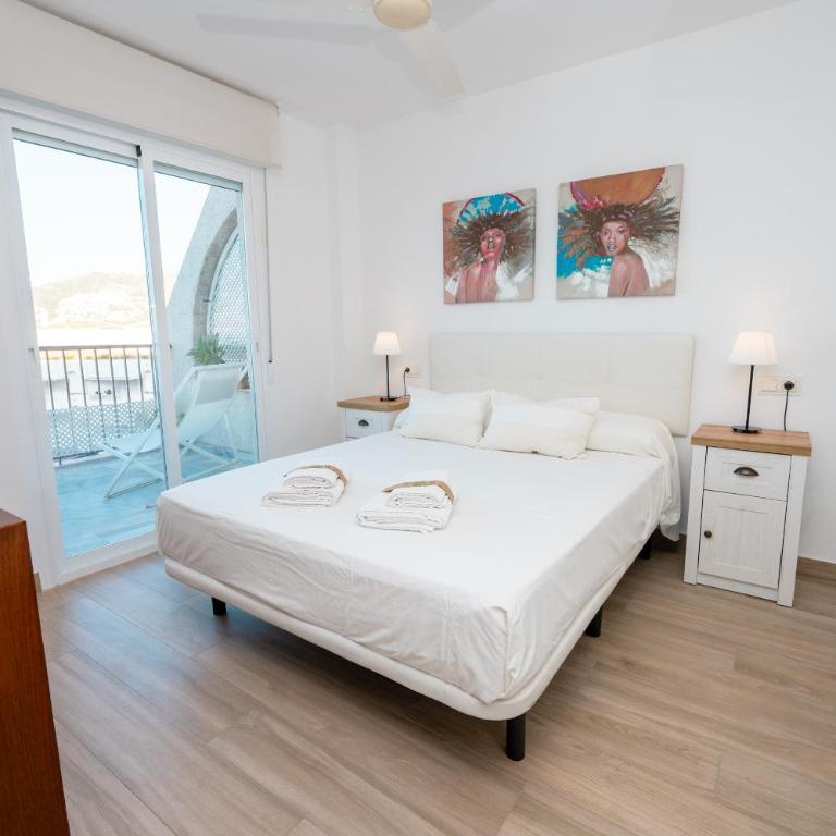 Rincón de la Caleta - Two-Bedroom Apartment - 9